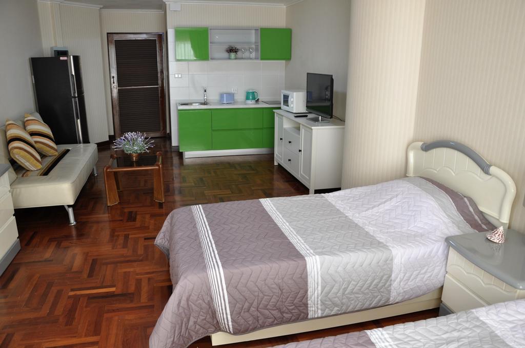 Sky Beach Apartment Pattaya Exterior foto